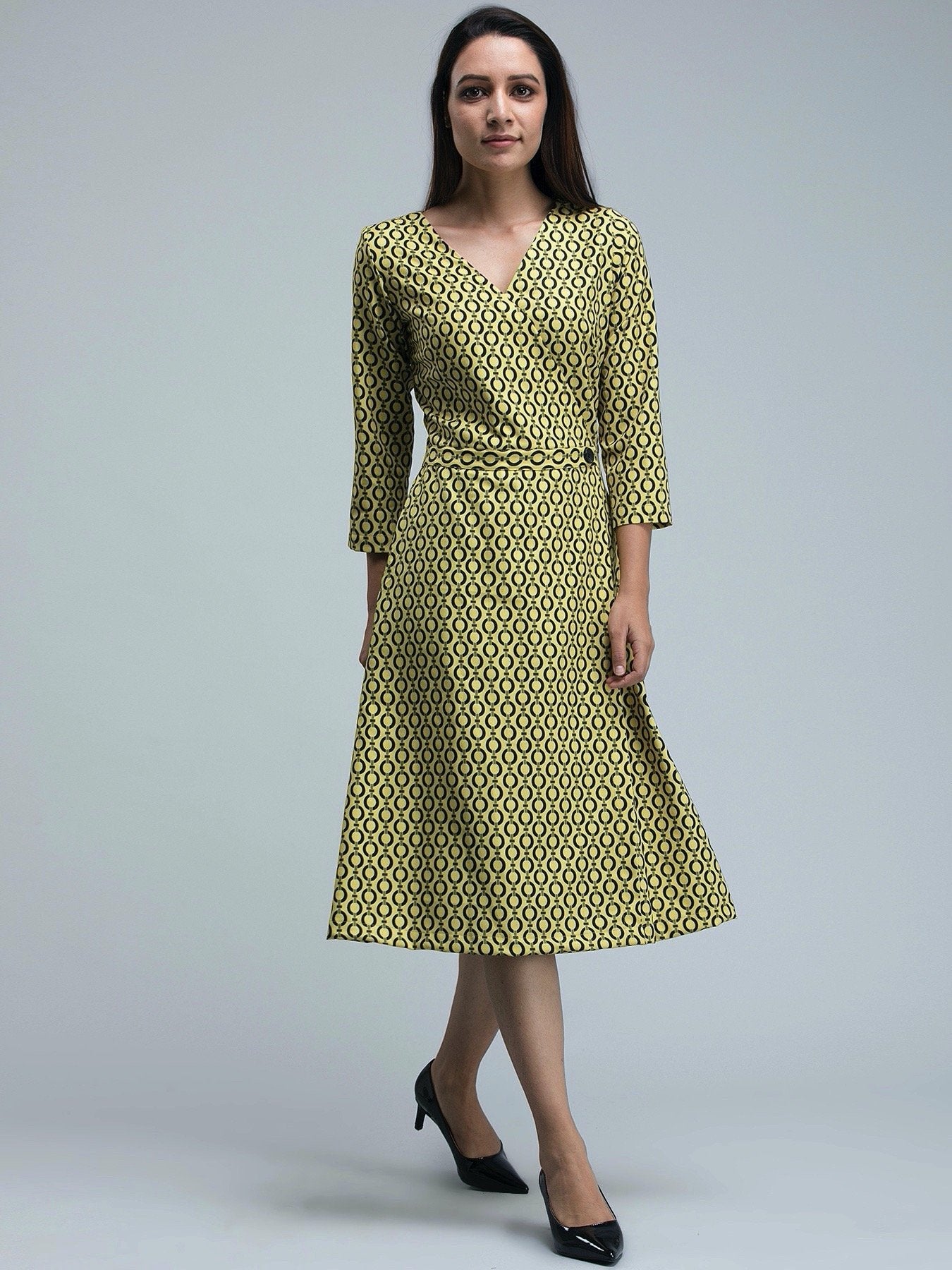 Geometric Print Faux Wrap Dress - Yellow and Black