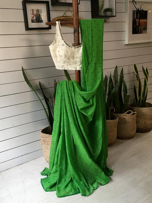 Green dimpled dots
