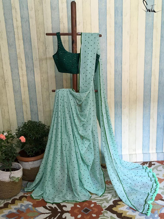 Green pakhi