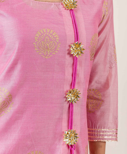 Tasseled Chanderi Pink With Gold Gota Print