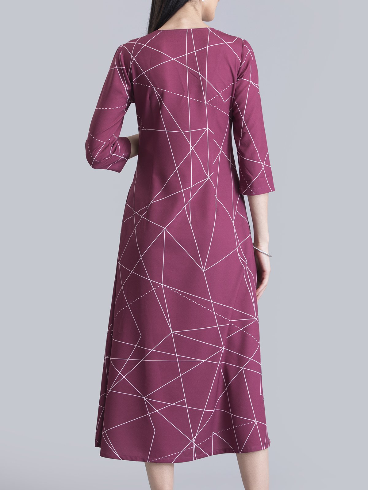 Keyhole Neck Geometric Print Dress - Maroon and White