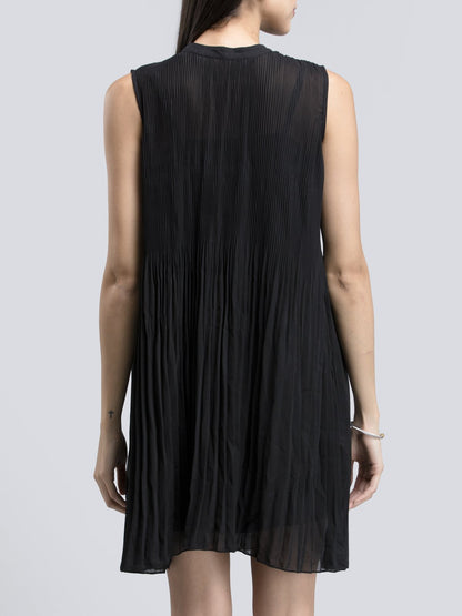 Keyhole Neck Pleated A Line Dress - Black