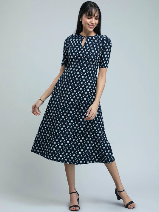 Keyhole Neck Printed A Line Dress - Navy and White