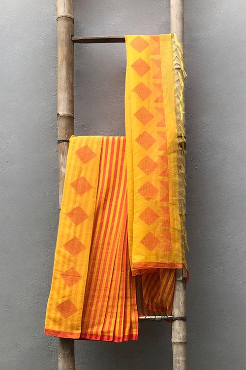 Damini' Handwoven Extra Weft Cotton-Silk Saree-31