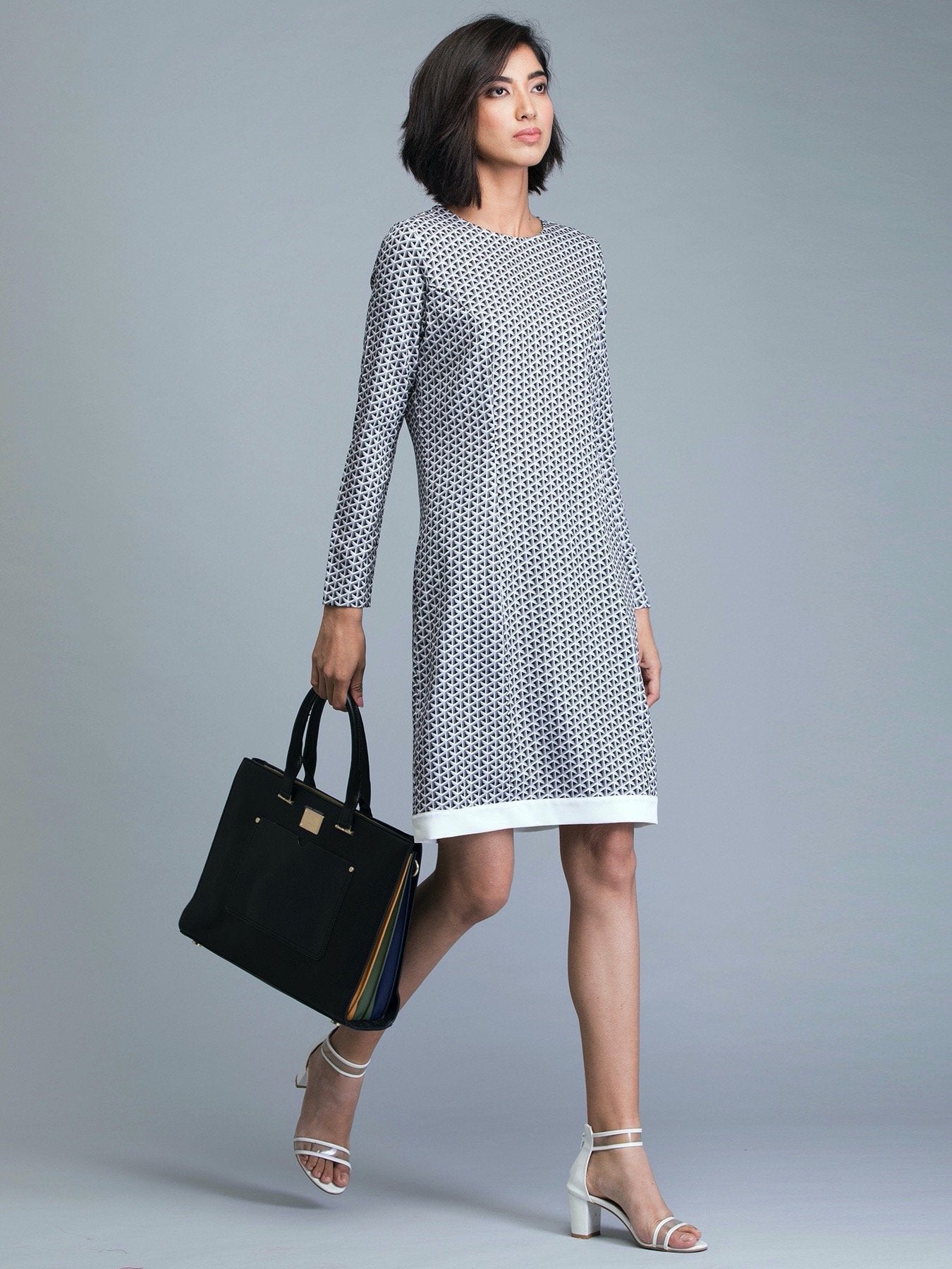 Round Neck Geometric Print Shift Dress - Grey
