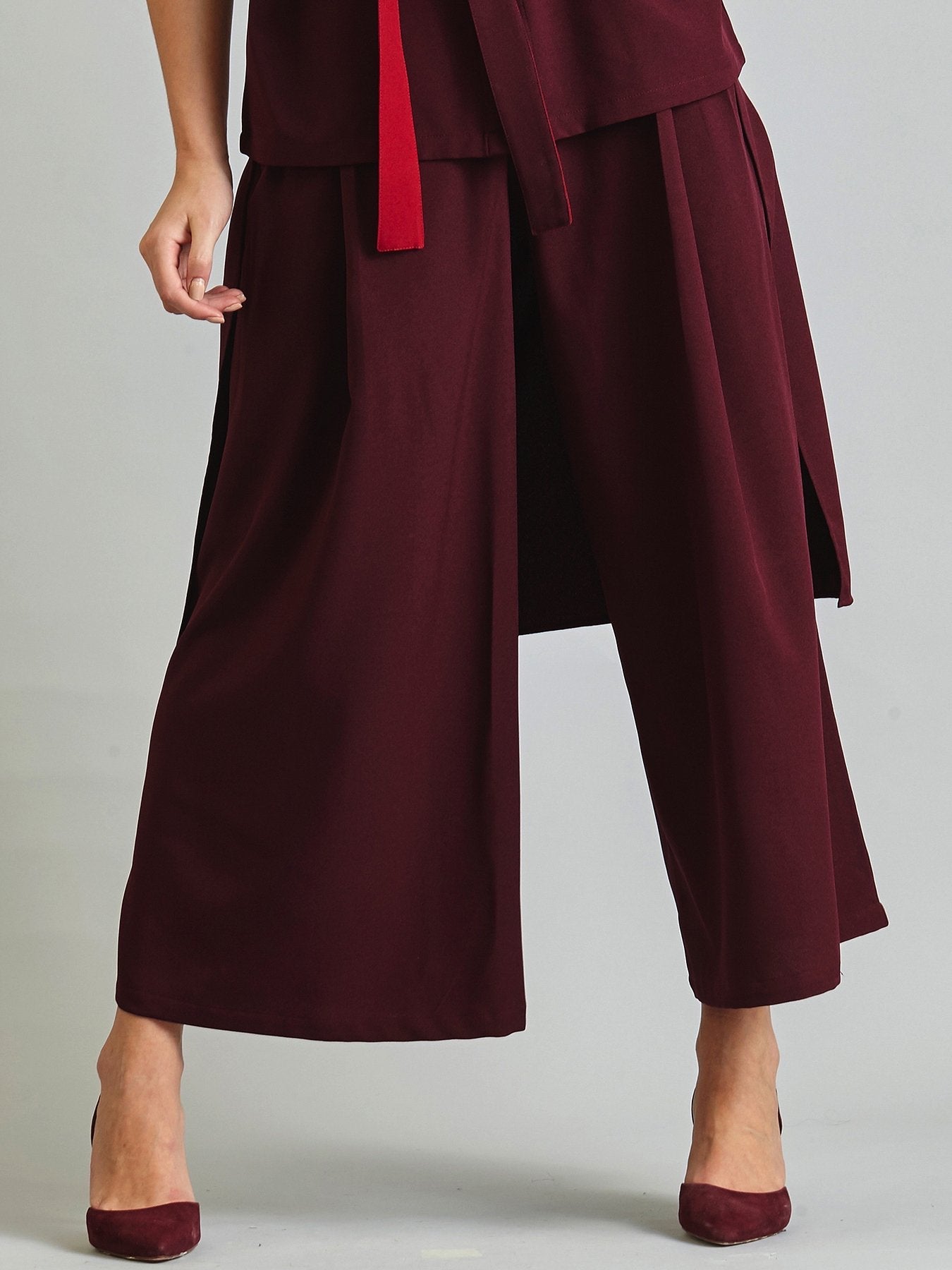 Back Overlay Pleated Wide Leg Culottes - Maroon