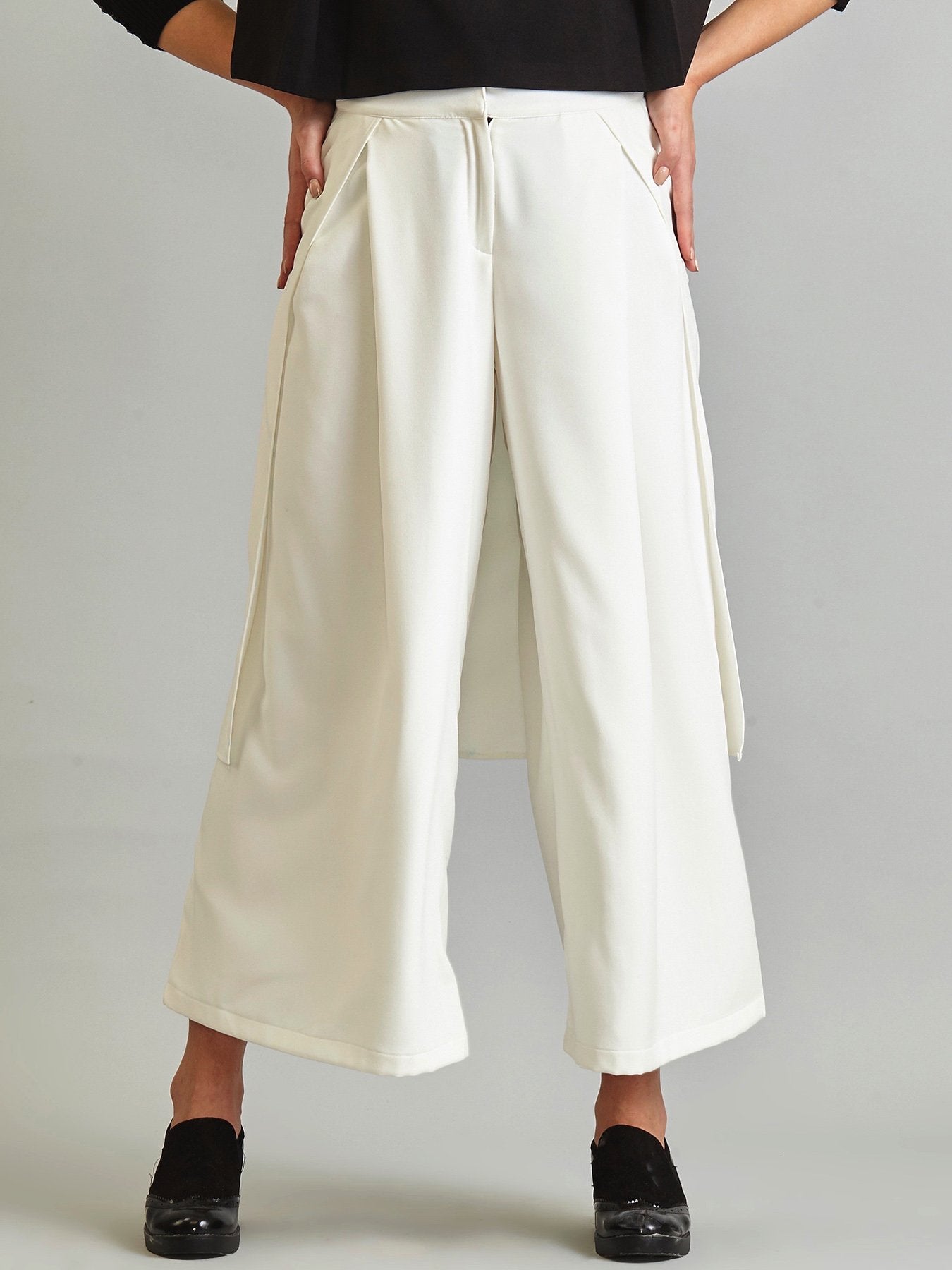 Back Overlay Pleated Wide Leg Culottes - Off White
