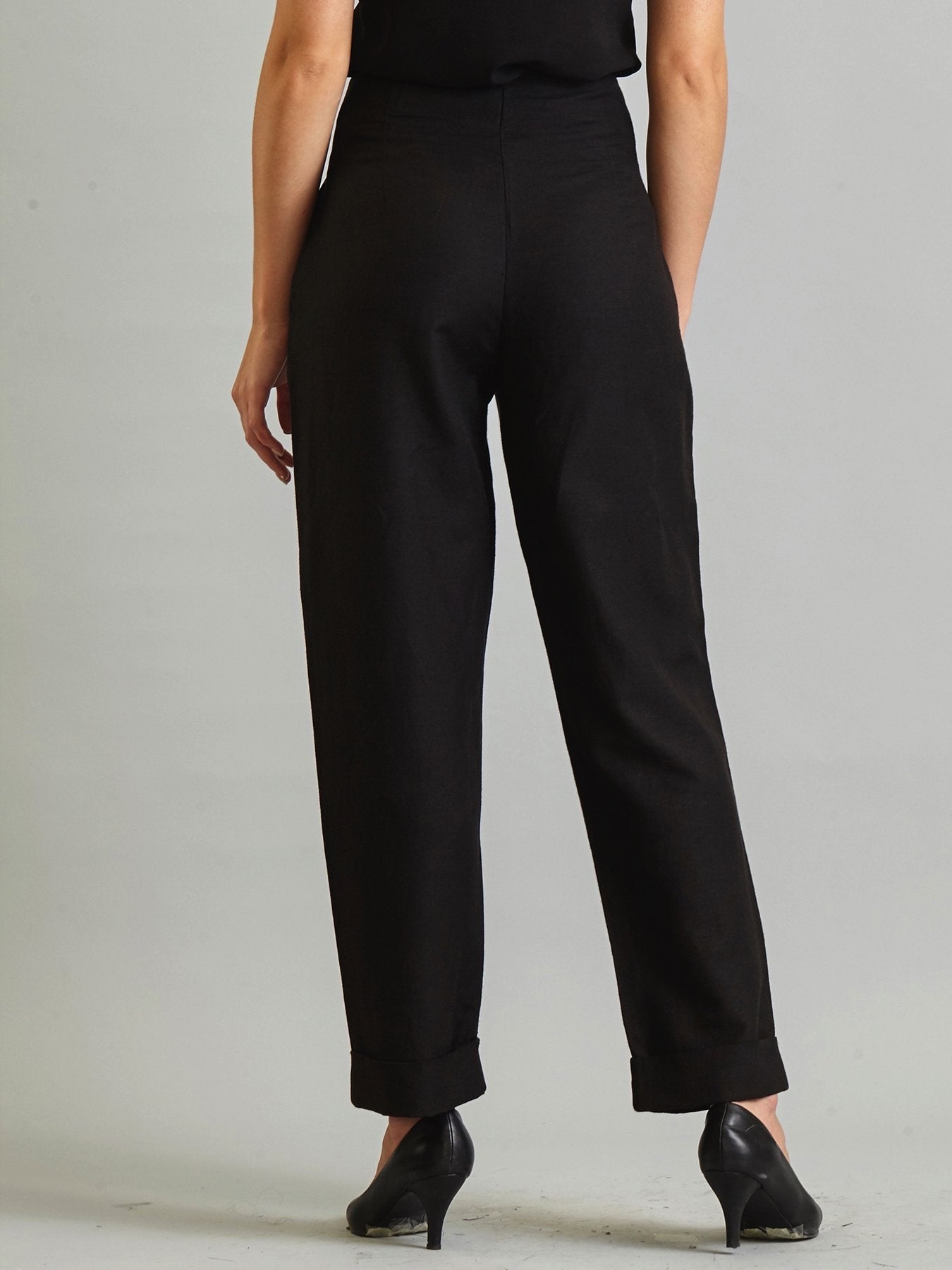 Knife Pleat Straight Turn-up Trousers - Black