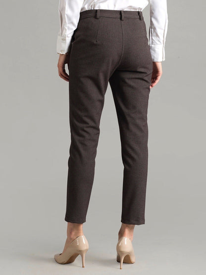 Essential Comfort Crop Pants - Brown Grey