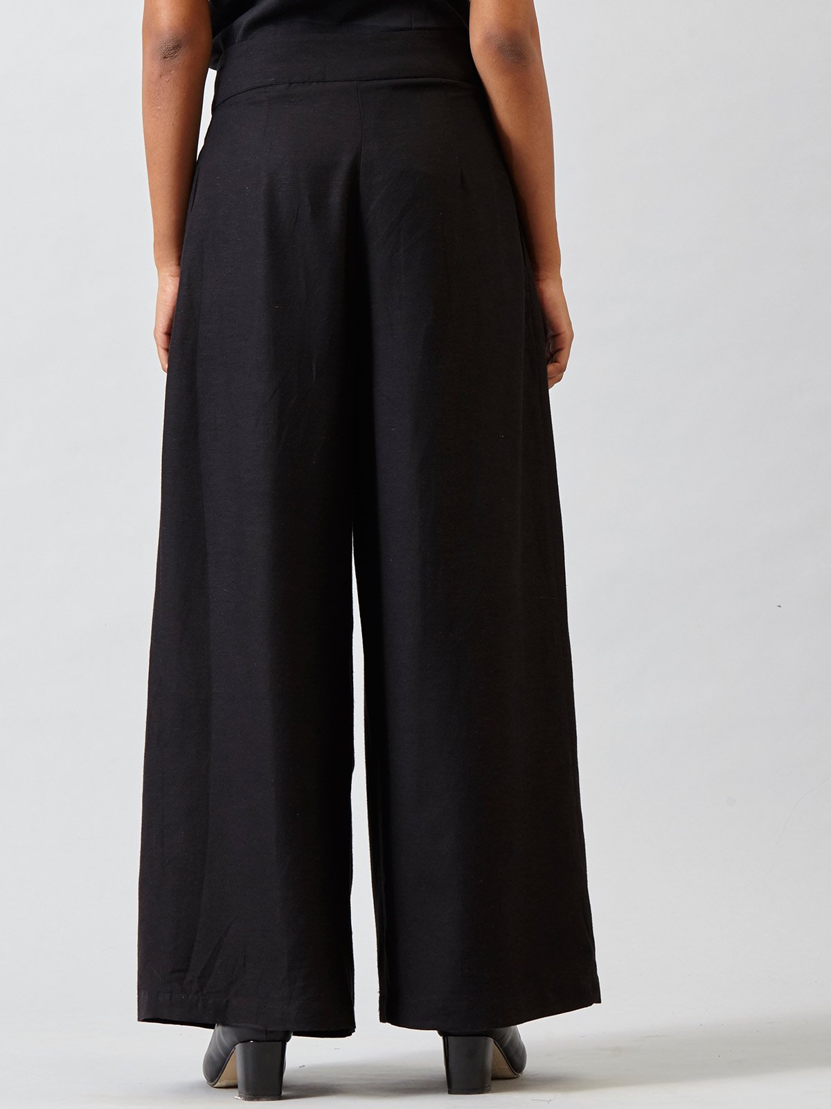 Pleated Wide Leg Pants - Black