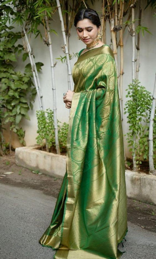 Valiba  Exclusive Beautiful Rich Pallu And Jacquard Saree