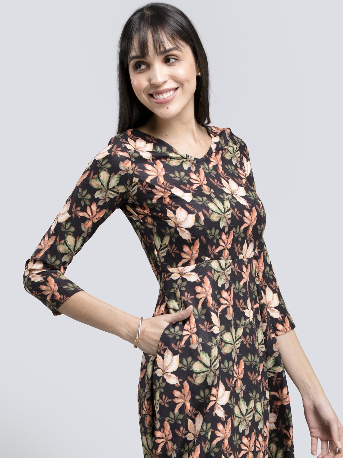 V Neck Floral Fit And Flare Dress - Multicolour