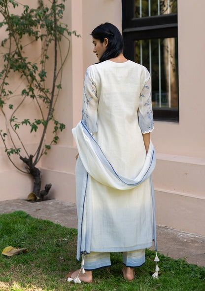 Pearl Floral Embroidered Kurta Set